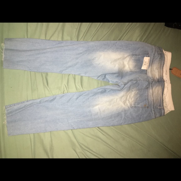 VIP Jeans - Picture 2 of 2